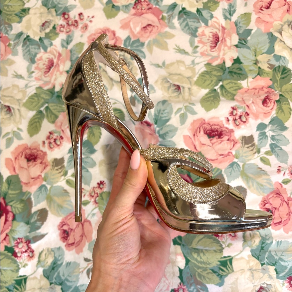 CHRISTIAN LOUBOUTIN Gold Sotto Sopra 120 Glitter Sandals 8.5 US very good!!